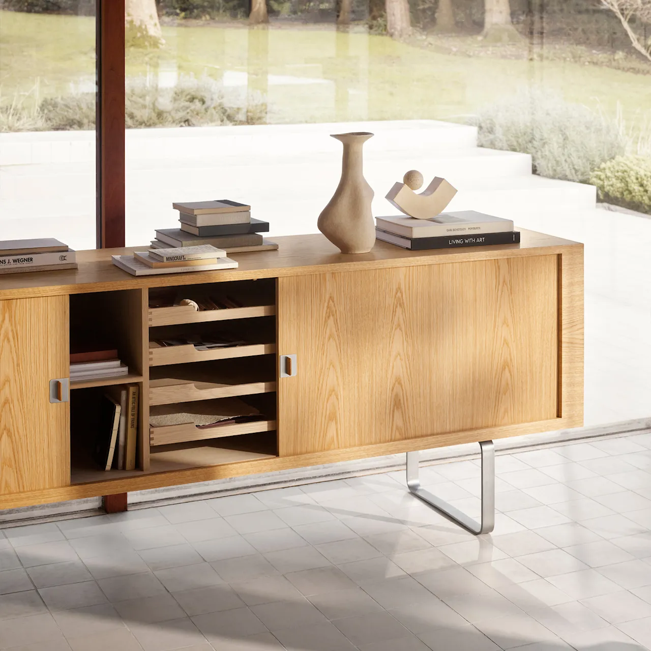 CH825 Credenza sideboard