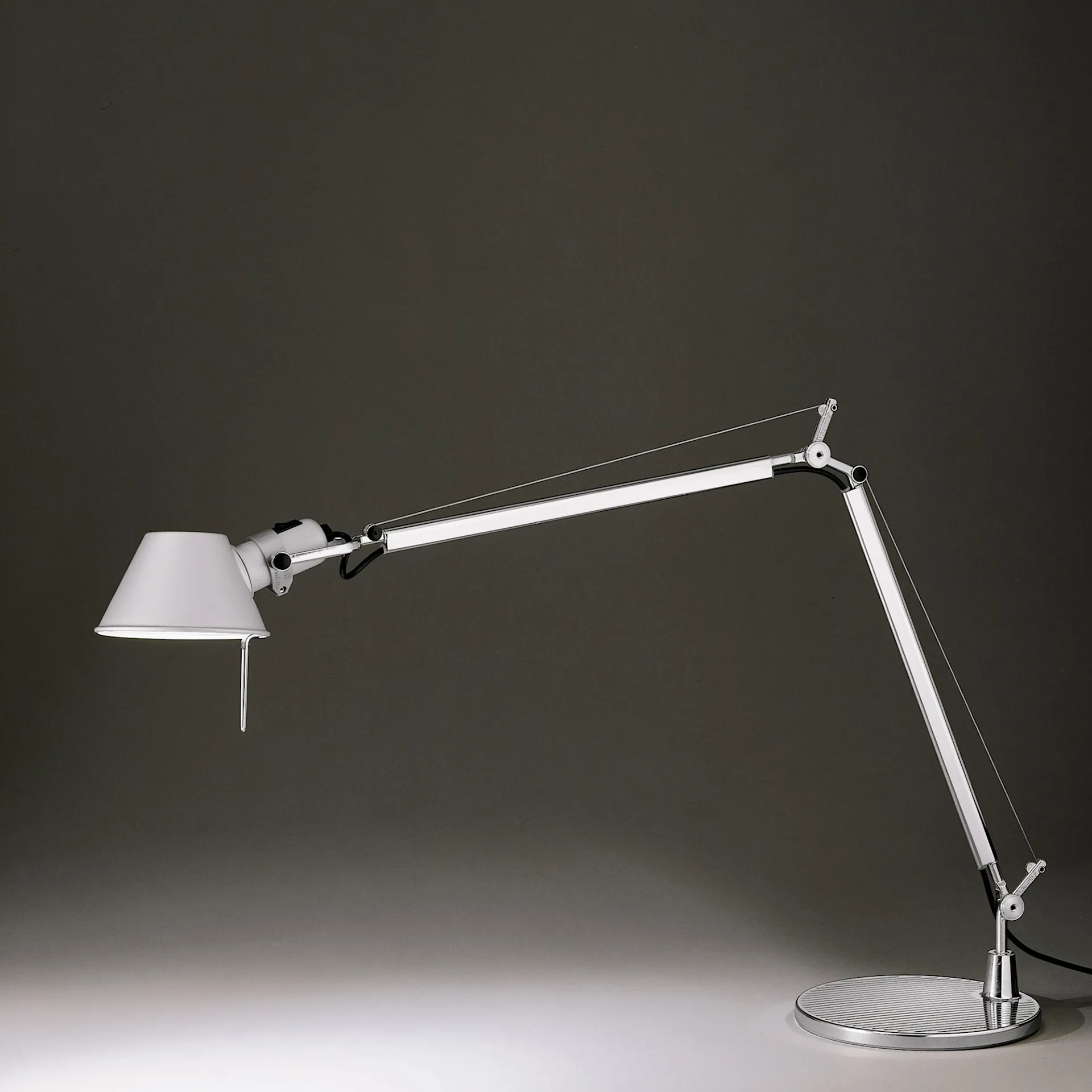 Tolomeo LED Skrivbordslampa - Artemide - NO GA