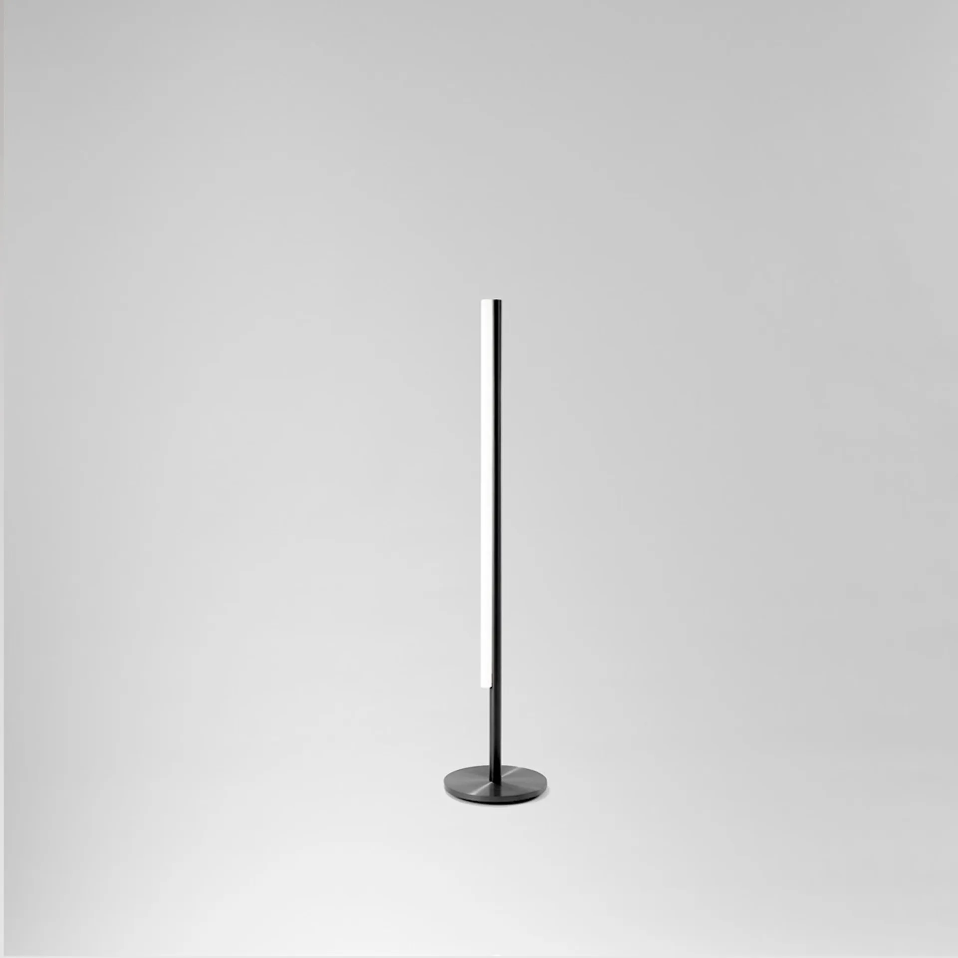 One Well Known Sequence Floor Lamp 01  - Michael Anastassiades - Michael Anastassiades - NO GA