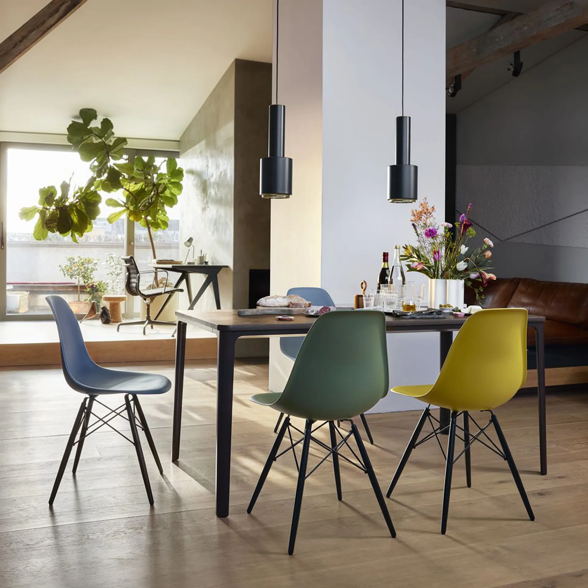 Eames RE Plastic Chair DSW stol Ash Honey Tone - Vitra - Charles & Ray Eames - NO GA