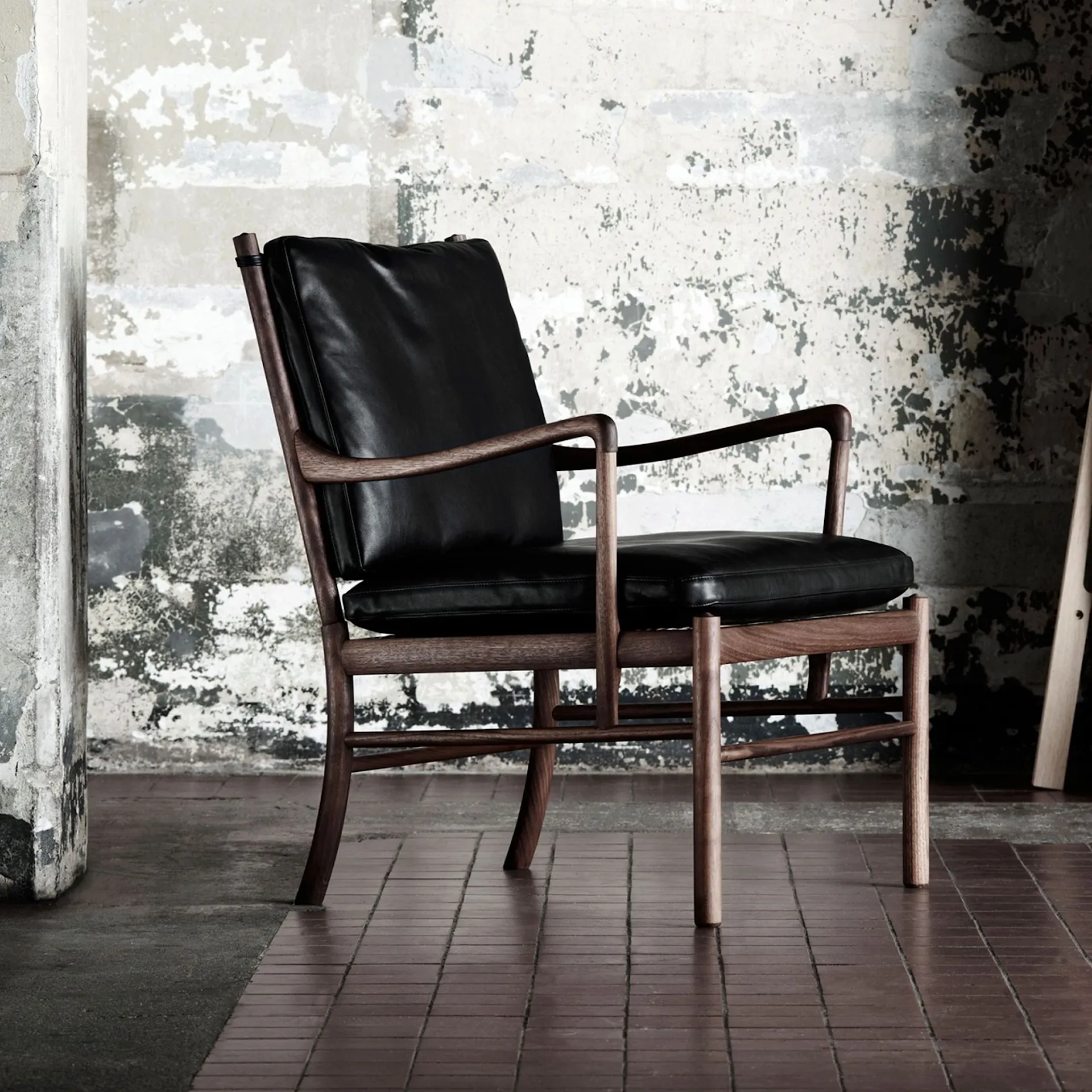 OW149 Colonial Chair - Valnöt - Carl Hansen - NO GA