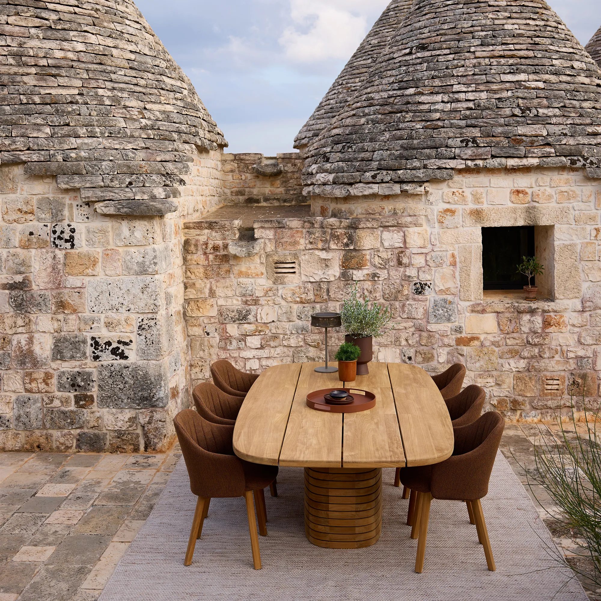 Mellow matbord utomhus - 9