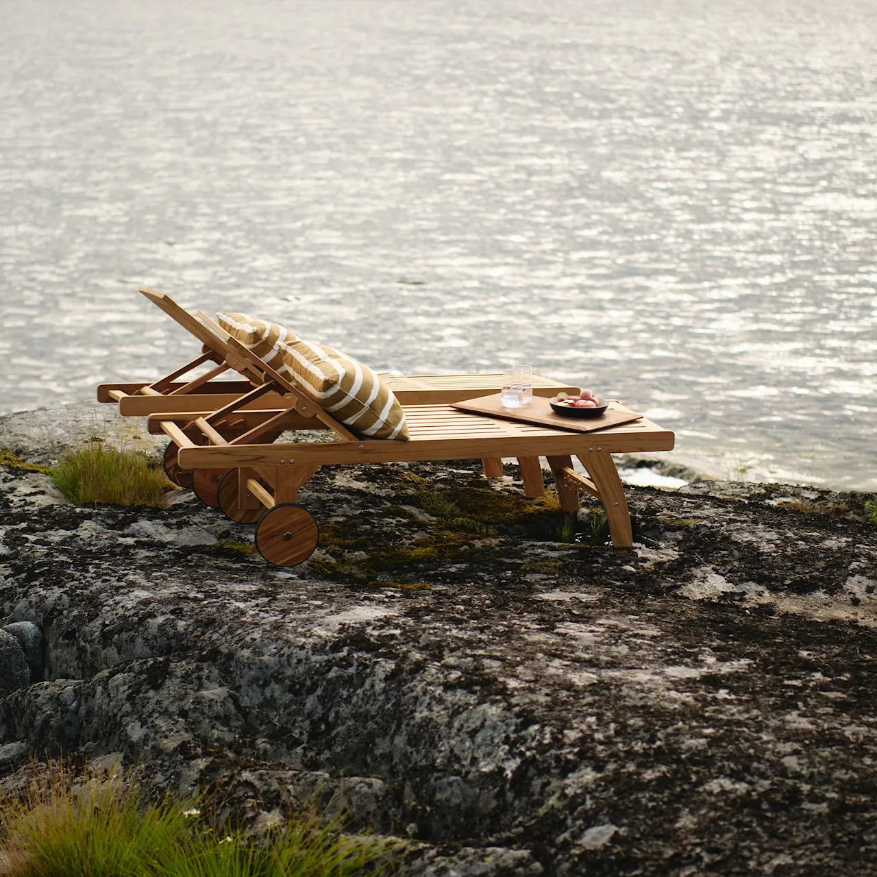 Midsummer sunbed