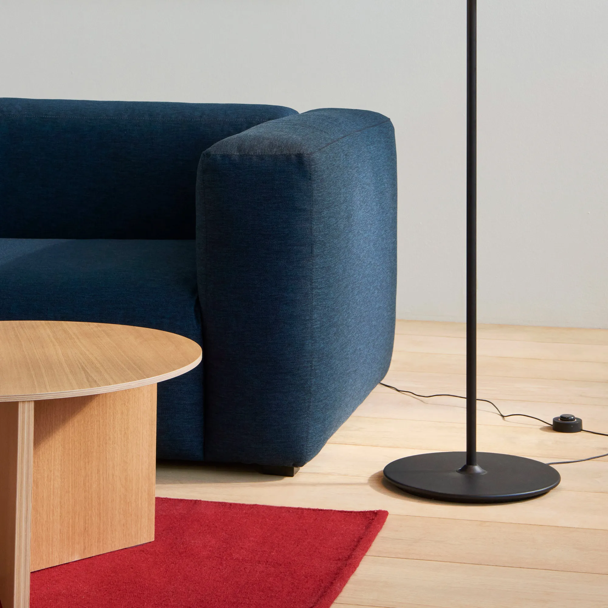 Slit soffbord Round High - 17