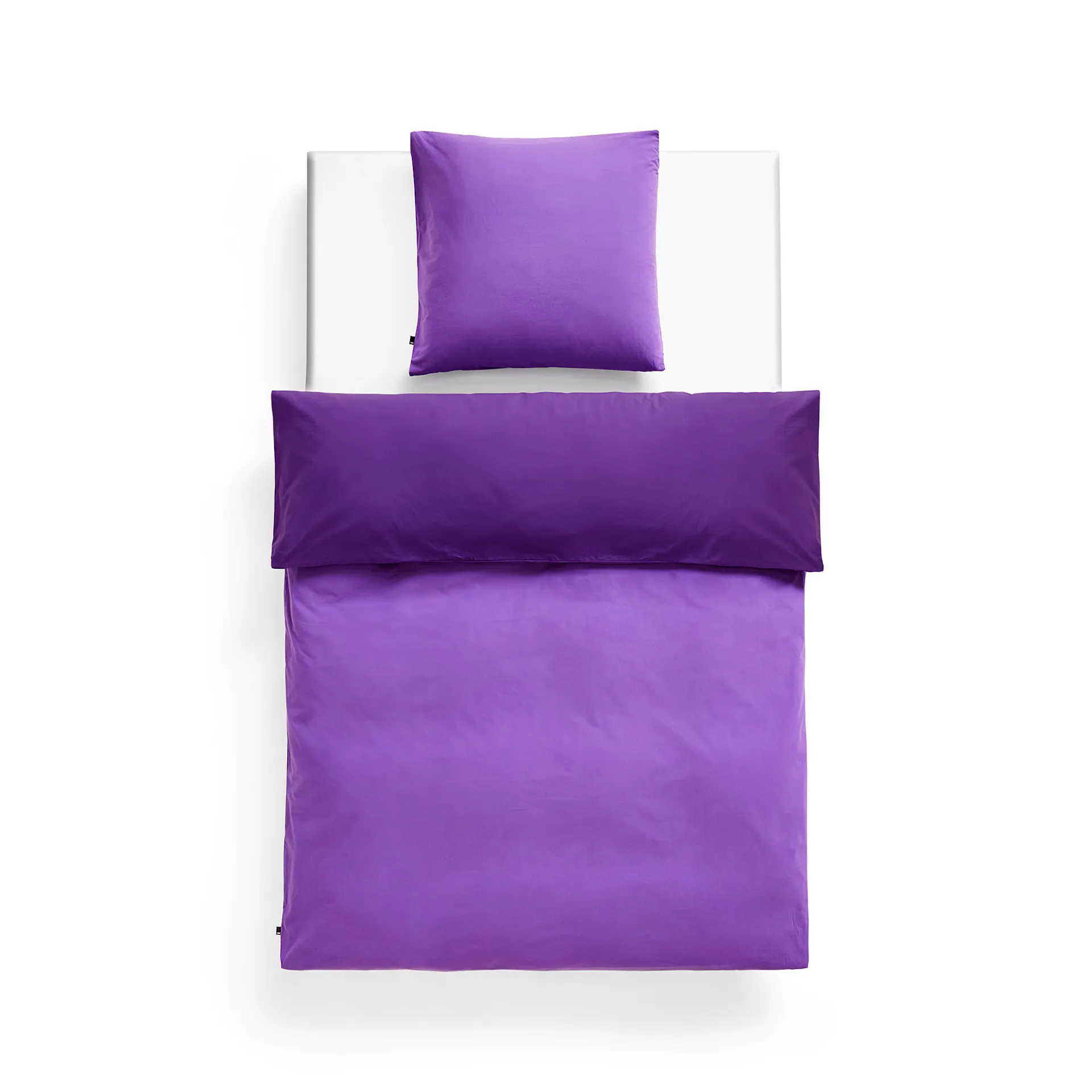 Duo Pillow Case Vivid Purple - HAY - NO GA