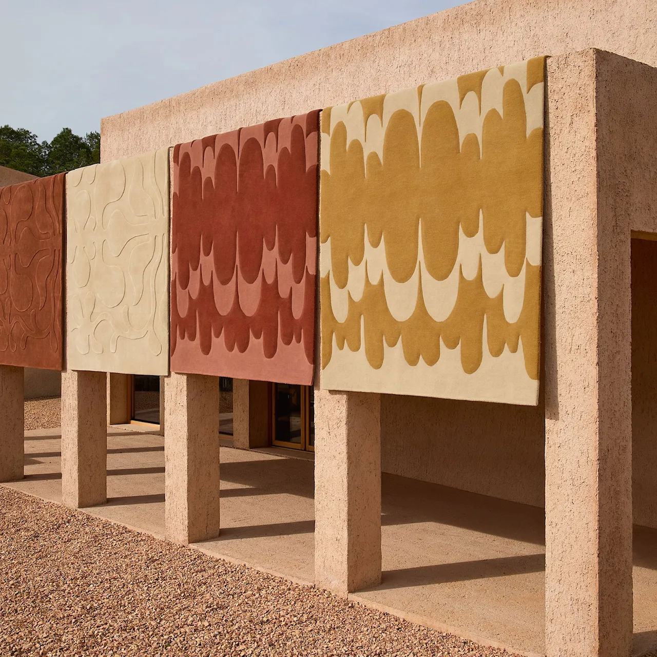 Lucia Eames Echo Ochre ullmatta