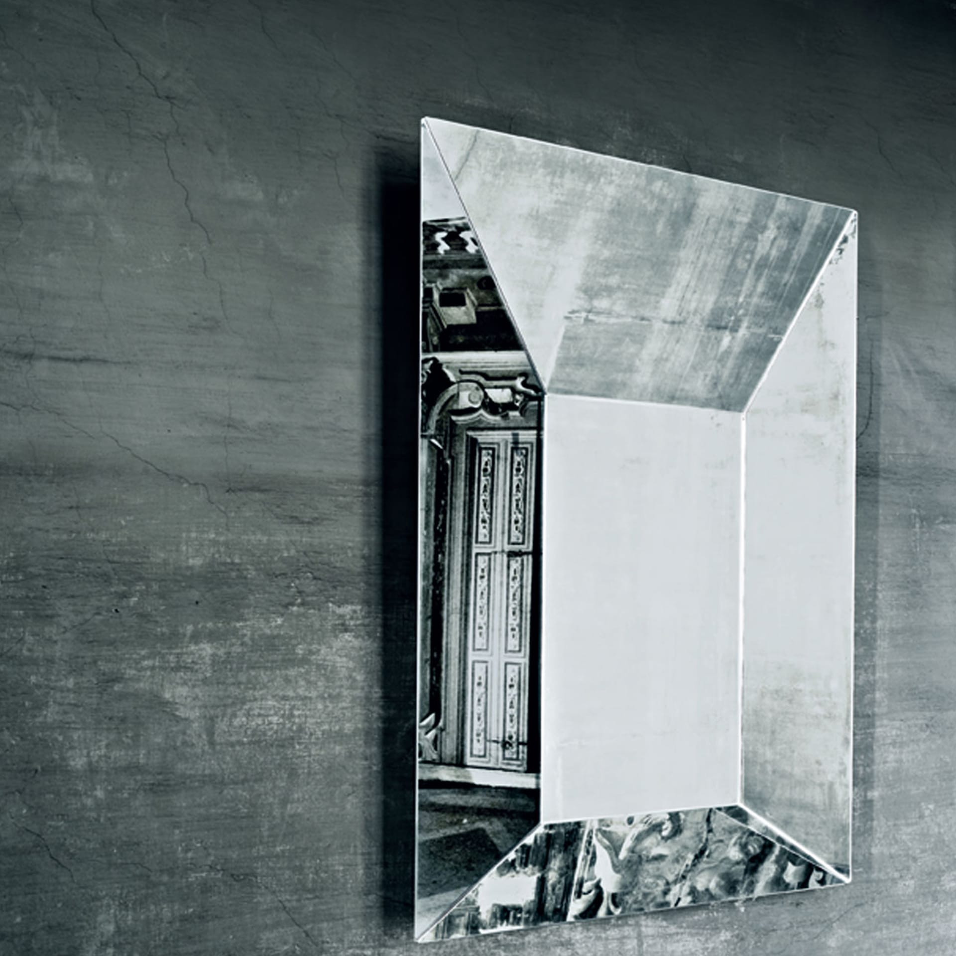 Leon Battista Mirror - Glas Italia - NO GA