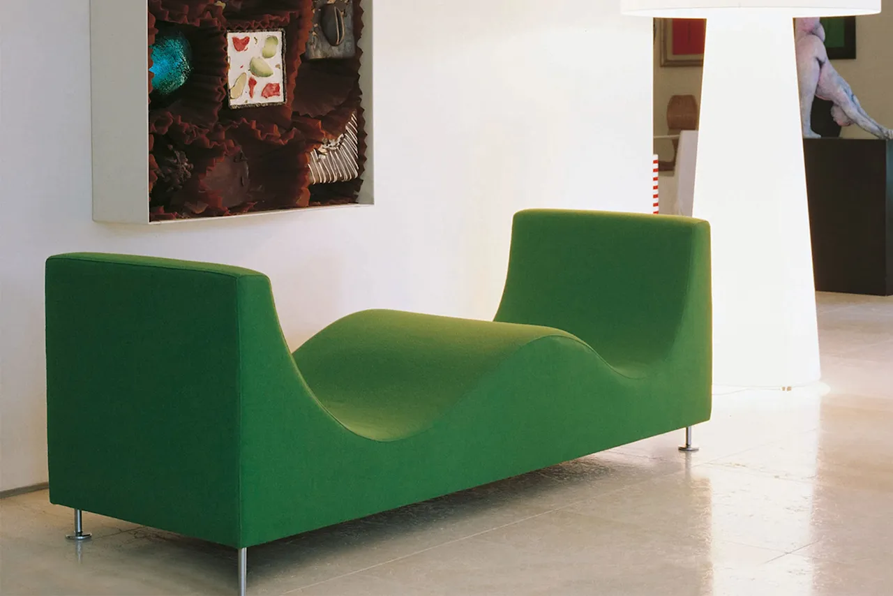Three Sofa de Luxe