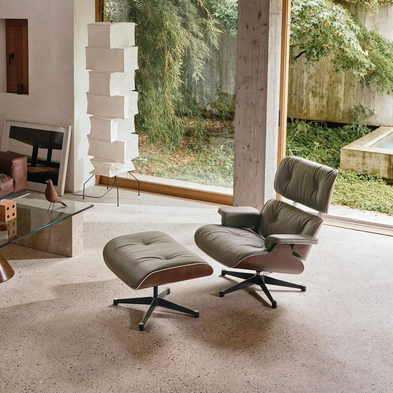 Eames Lounge Chair