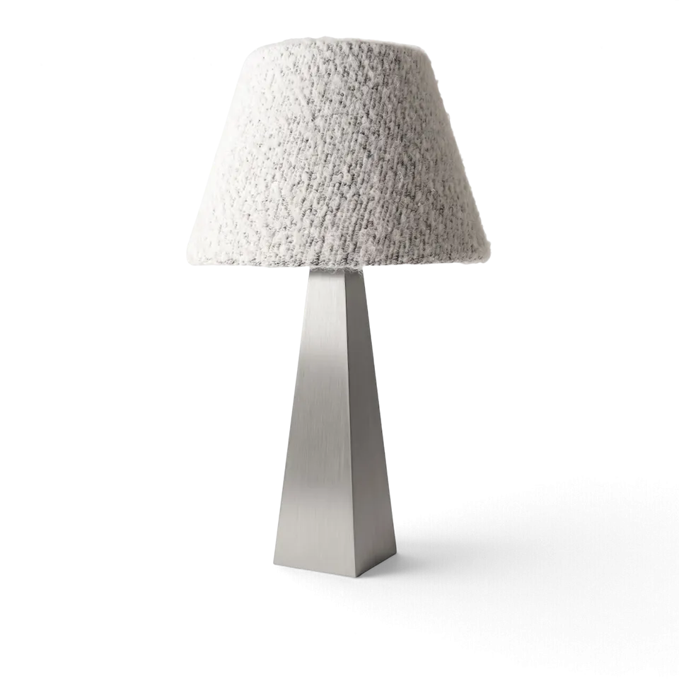Pyramid bordslampa