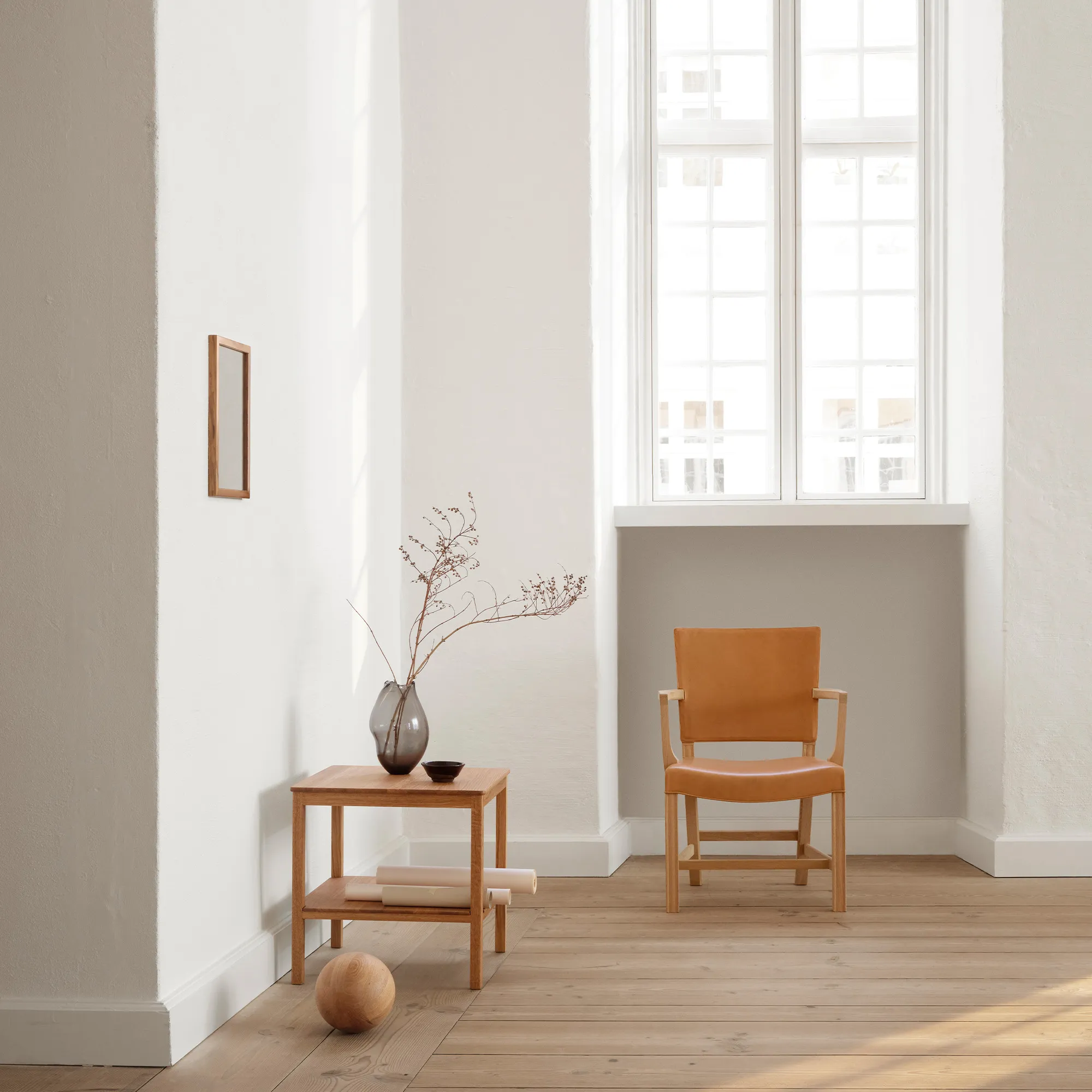 KK37581 The Large Red Armchair karmstol