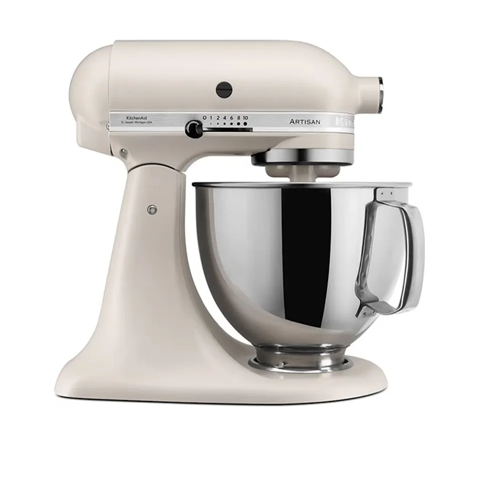 Artisan 5KSM125EMH Stand Mixer Milkshake