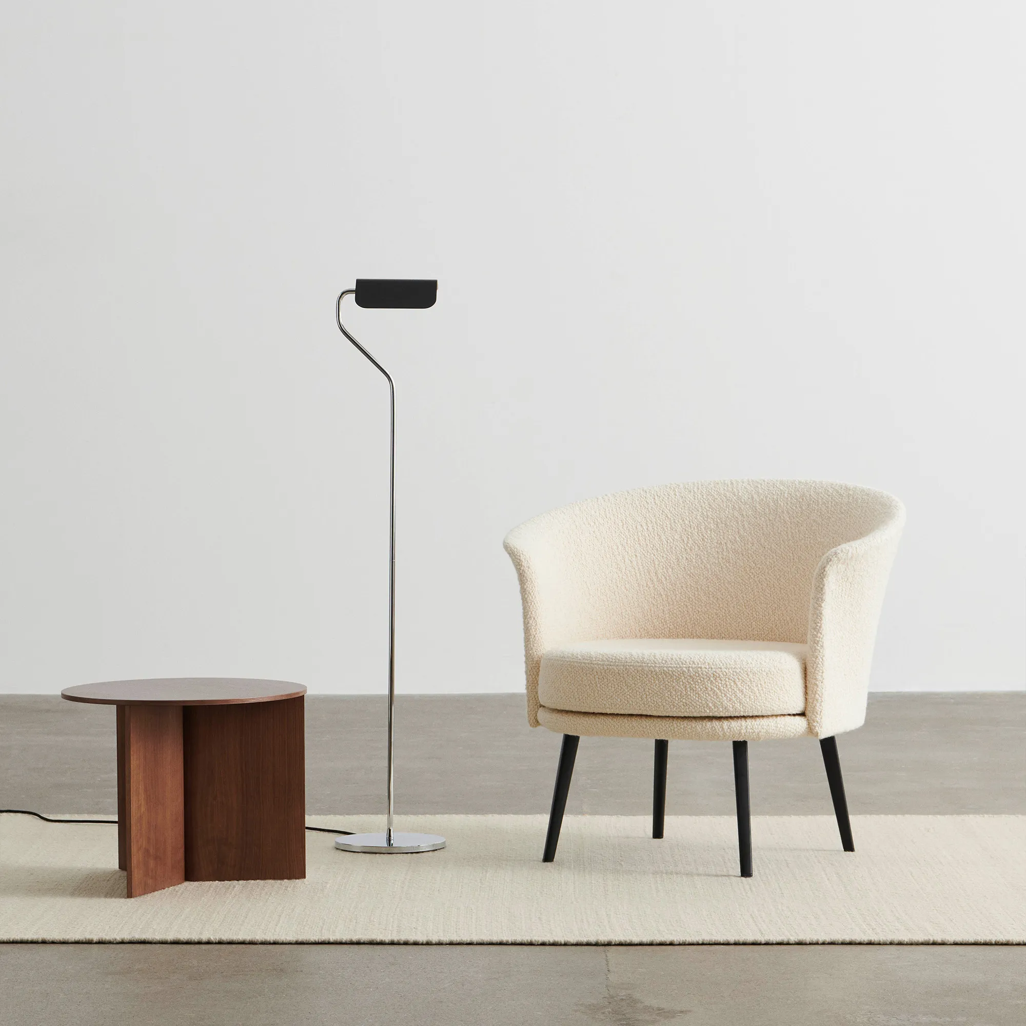 Slit soffbord Round High - 23